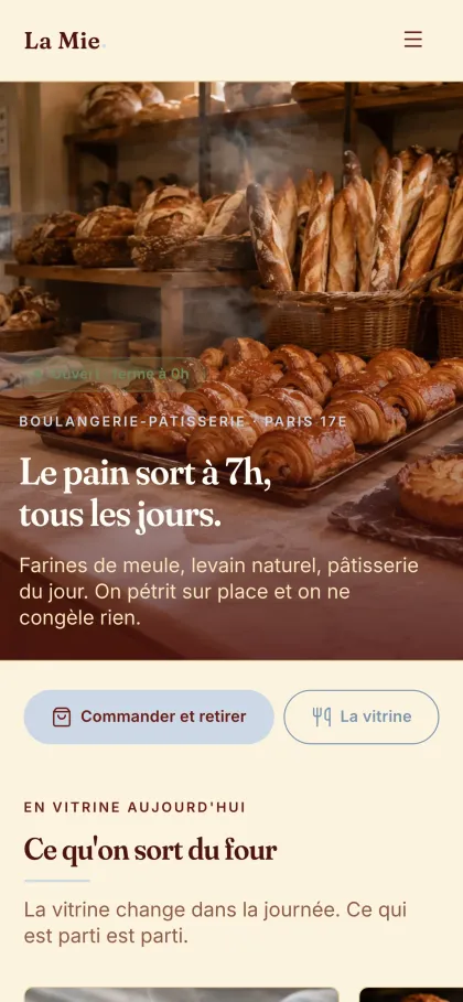 Page d’accueil du modèle boulangerie, sur téléphone